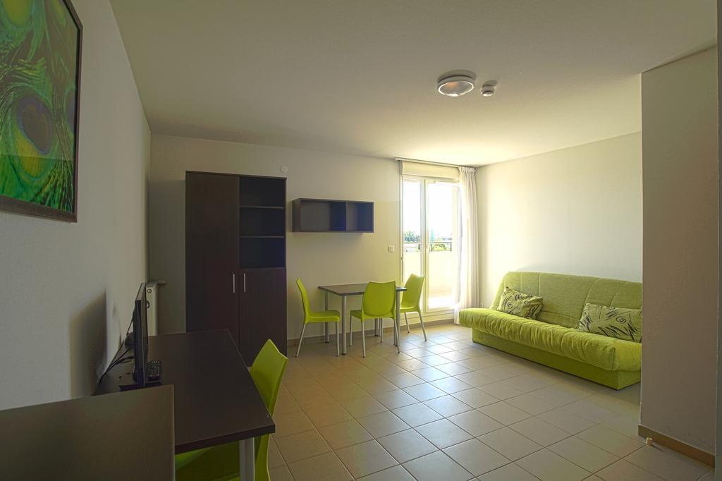 Kosy Appart'Hotels - Campus Del Sol Esplanade Avignon Buitenkant foto